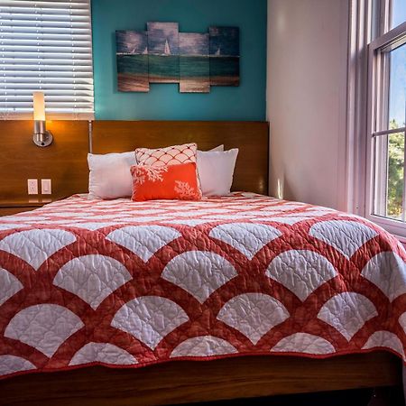 Surfside Inn Чатем Екстер'єр фото