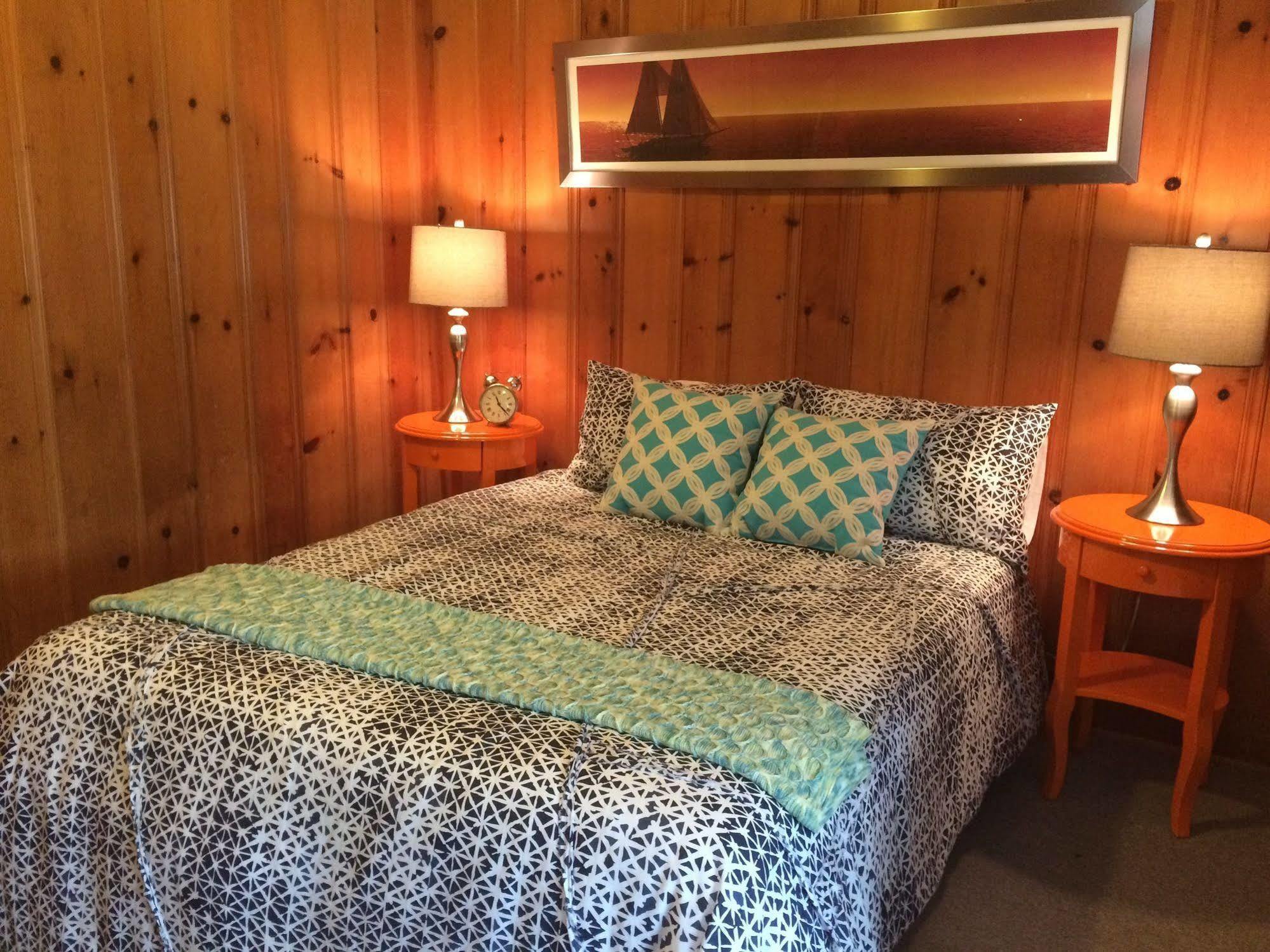 Surfside Inn Чатем Екстер'єр фото